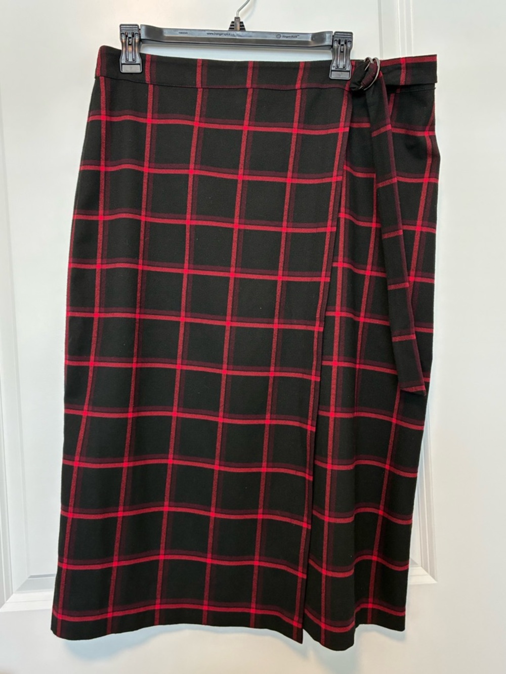 Banana Republic Black and Red Plaid Midi Wrap Skirt